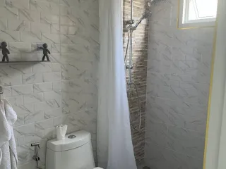 Casa en alquiler de 2 habitaciones en Bang Lamung, Chonburi