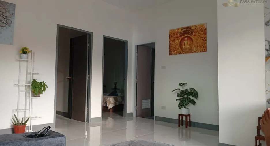 Casa en alquiler de 2 habitaciones en Bang Lamung, Chonburi