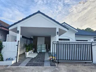 Haus zum Kauf mit 3 Zimmer in Bang Lamung, Chonburi