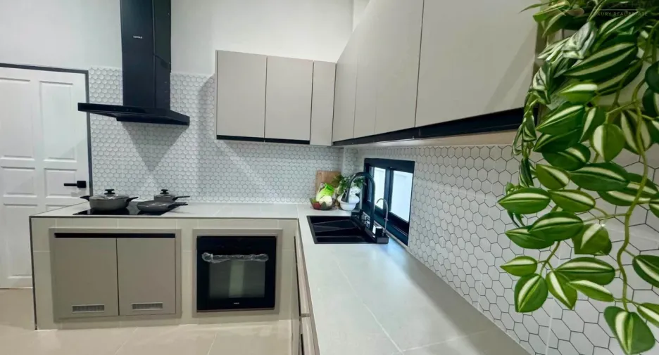 Villa en venta de 4 habitaciones en Bang Lamung, Chonburi