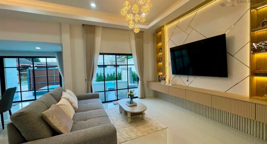 Villa en venta de 4 habitaciones en Bang Lamung, Chonburi