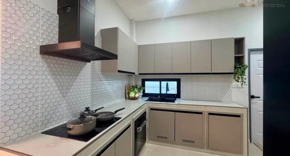 Villa en venta de 4 habitaciones en Bang Lamung, Chonburi