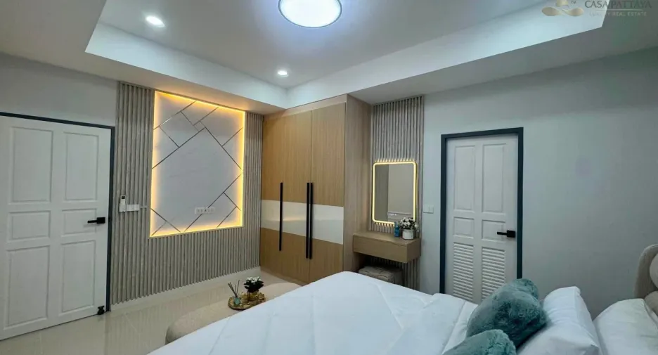 Villa en venta de 4 habitaciones en Bang Lamung, Chonburi