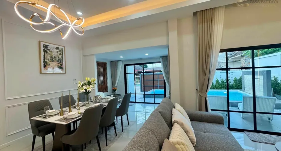 Villa en venta de 4 habitaciones en Bang Lamung, Chonburi