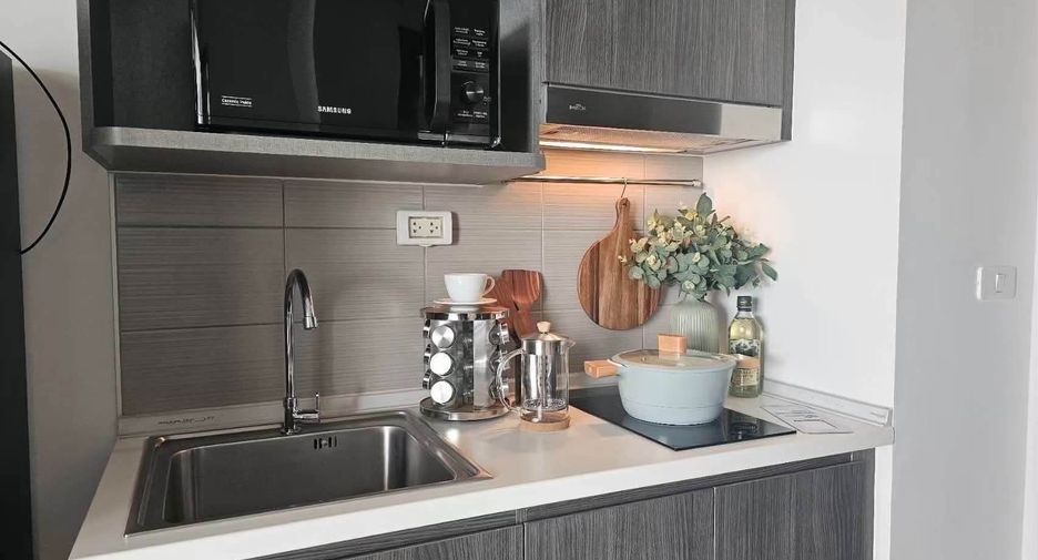 Condo en venta de 2 habitaciones en Khlong Toei, Bangkok
