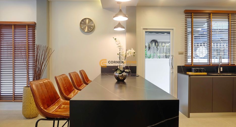 For rent 5 bedrooms house in Bang Lamung, Chonburi