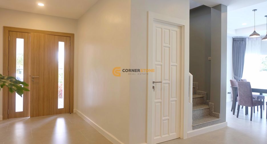 For rent 5 bedrooms house in Bang Lamung, Chonburi