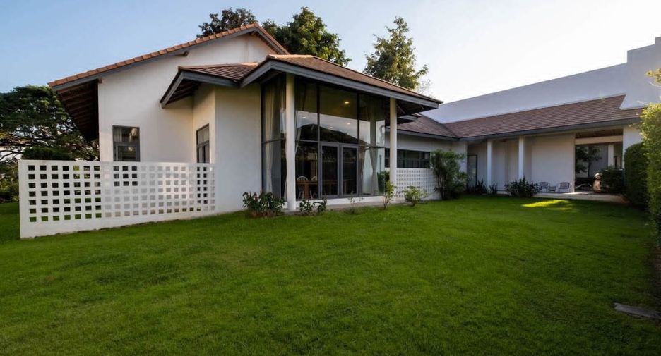 For rent 3 bedrooms villa in Mae Rim, Chiang Mai