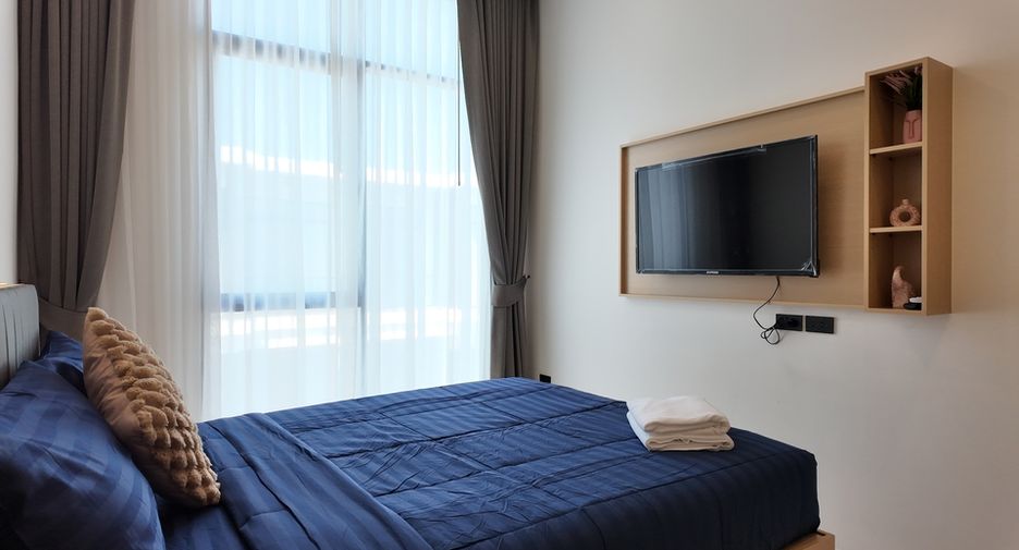 Casa adosada en venta de 4 habitaciones en Bang Lamung, Chonburi