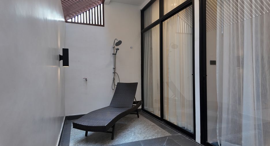 Casa adosada en venta de 4 habitaciones en Bang Lamung, Chonburi