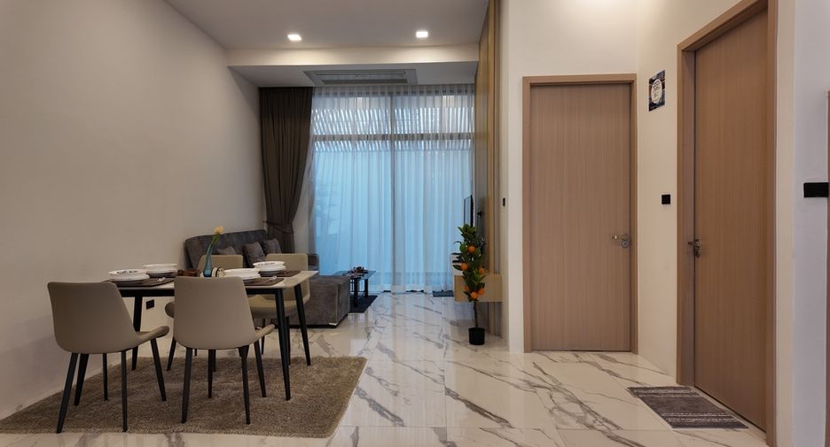 Casa adosada en venta de 4 habitaciones en Bang Lamung, Chonburi