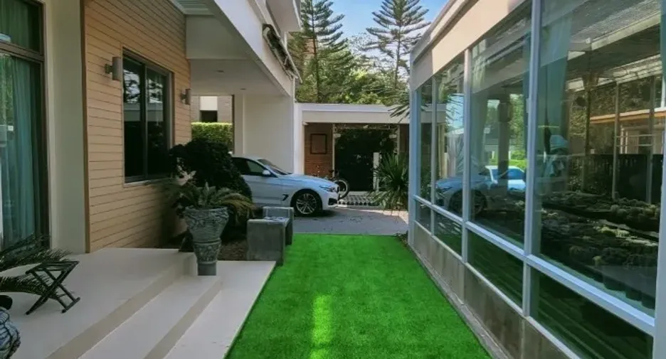 For sale 5 bedrooms house in Pak Kret, Nonthaburi