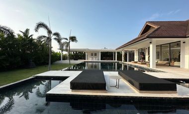 Продажа 4 спальни вилла в Huay Yai, Паттайя