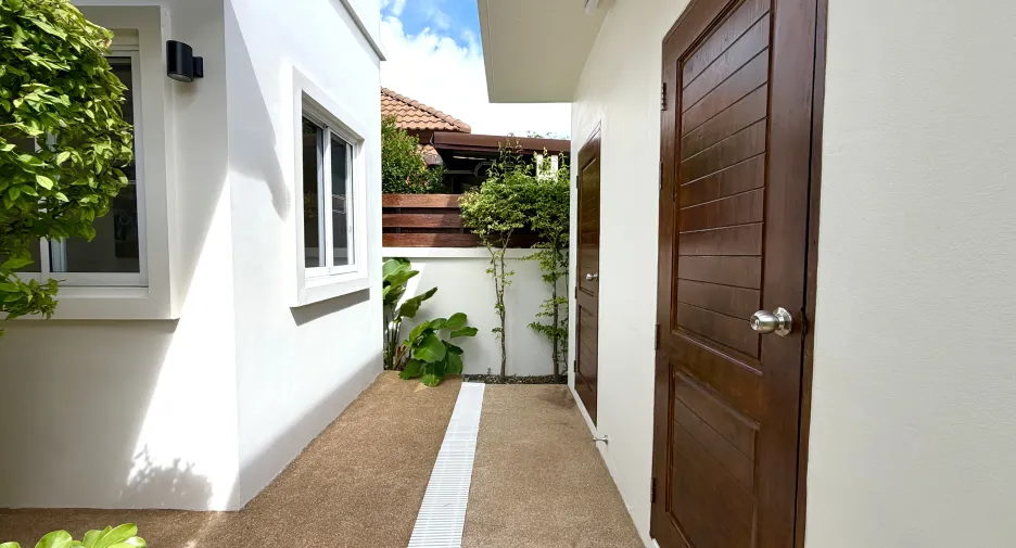 Villa en venta y en alquiler de 4 habitaciones en Mueang Phuket, Phuket