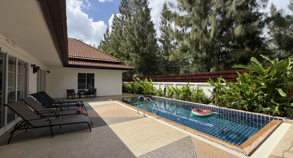 Villa en venta y en alquiler de 4 habitaciones en Mueang Phuket, Phuket