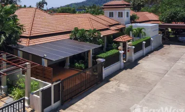 Villa en venta y en alquiler de 4 habitaciones en Mueang Phuket, Phuket