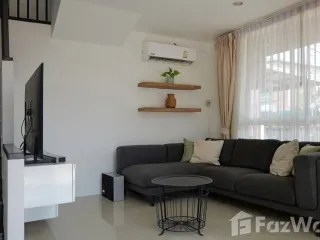 À louer 3 chambres maison à Mueang Phuket, Phuket