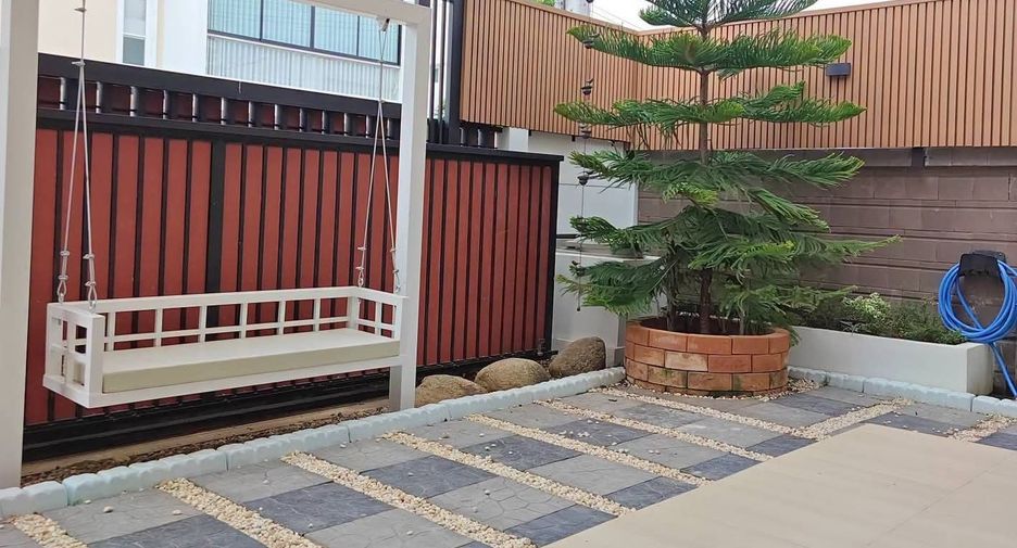 For rent 4 bedrooms house in Mueang Chiang Mai, Chiang Mai