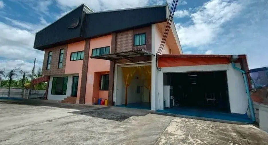 For rent and for sale warehouse in Krathum Baen, Samut Sakhon