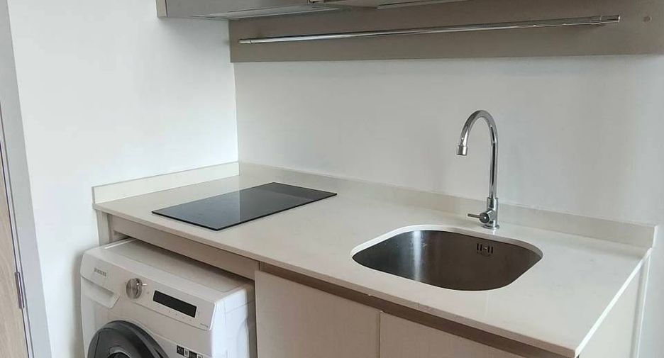For rent 1 bed condo in Sathon, Bangkok