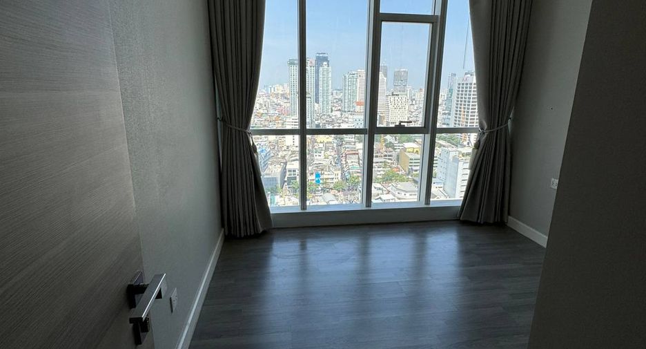 For sale 2 ベッドルーム condo in Sathon, Bangkok