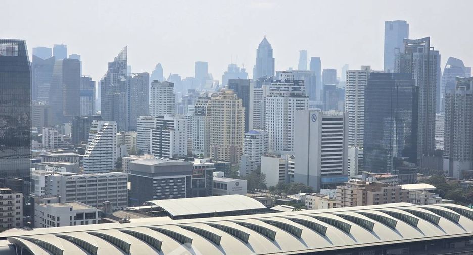 Wohnung zum Kauf mit 2 Zimmer in Huai Khwang, Bangkok