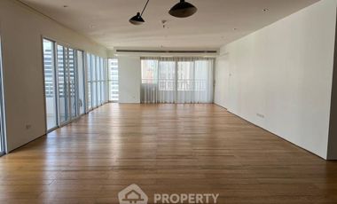 For sale 4 bedrooms condo in Sathon, Bangkok