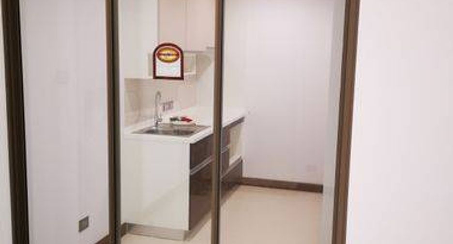 Condo en alquiler y en venta de 1 habitaciones en Watthana, Bangkok