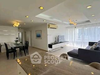 For rent 3 bedrooms condo in Huai Khwang, Bangkok