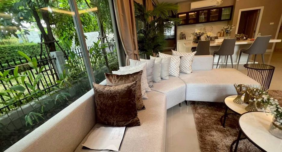 Haus zur Miete mit 4 Zimmer in Lat Krabang, Bangkok
