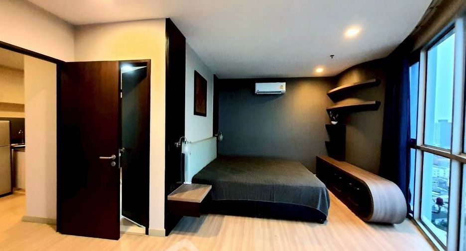 For rent 1 bed condo in Khlong Toei, Bangkok