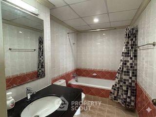 Condo en venta de 3 habitaciones en Chatuchak, Bangkok
