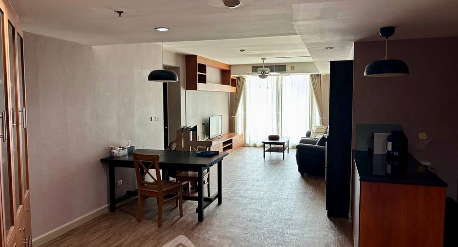 Condo en venta de 3 habitaciones en Chatuchak, Bangkok