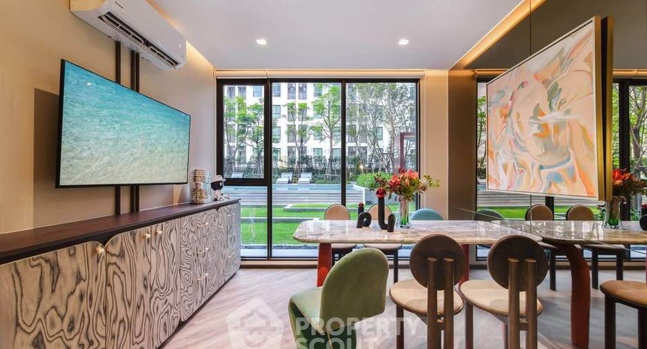 For sale 2 bedrooms condo in Phra Khanong, Bangkok