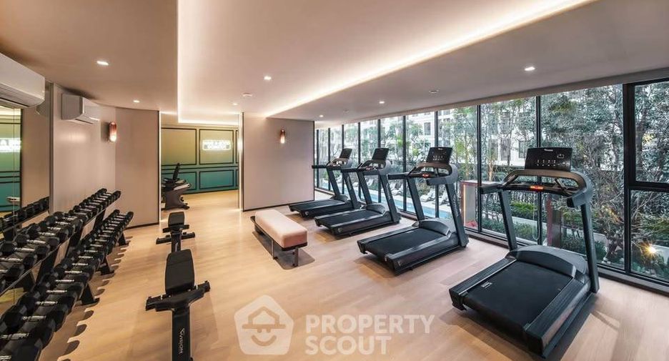 For sale 2 bedrooms condo in Phra Khanong, Bangkok