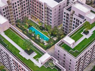 For sale 2 bedrooms condo in Phra Khanong, Bangkok