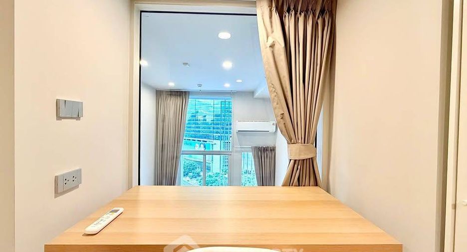 For sale 1 bed condo in Bang Rak, Bangkok