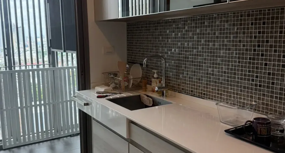 For rent 1 Beds condo in Khlong San, Bangkok