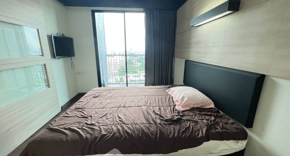 À louer et à vendre 1 chambre condo à Phaya Thai, Bangkok