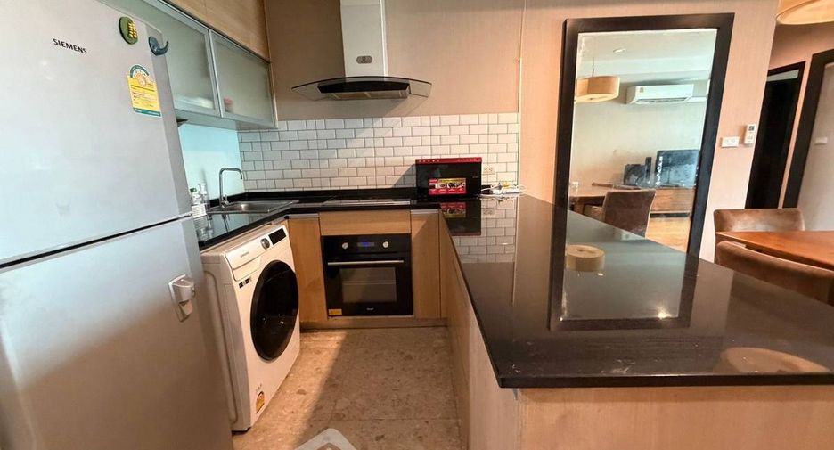 Condo en alquiler y en venta de 2 habitaciones en Sathon, Bangkok