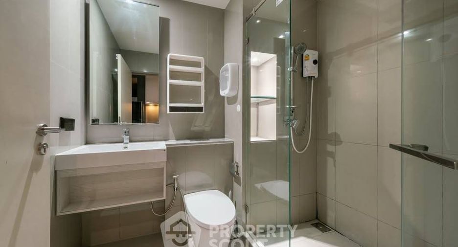 For sale 1 bed condo in Thon Buri, Bangkok