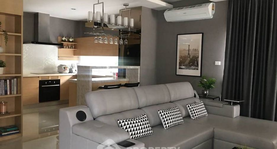 Haus zum Kauf mit 4 Zimmer in Bang Lamung, Chonburi