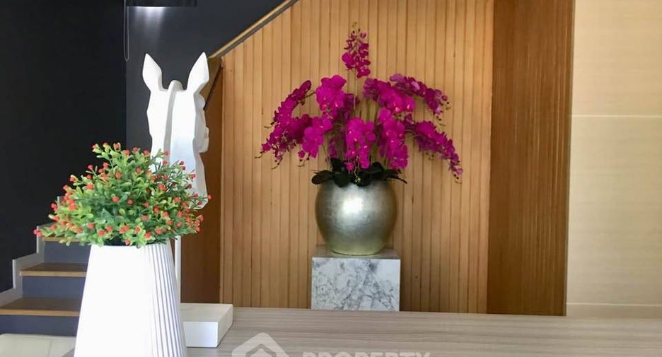 Haus zum Kauf mit 4 Zimmer in Bang Lamung, Chonburi