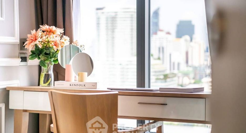 For rent and for sale 2 bedrooms condo in Watthana, Bangkok