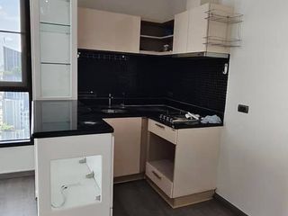 For sale 1 Beds condo in Khlong San, Bangkok