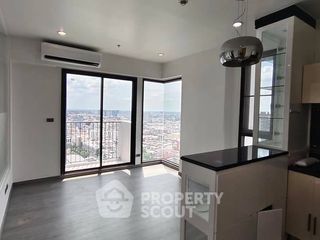 For sale 1 Beds condo in Khlong San, Bangkok