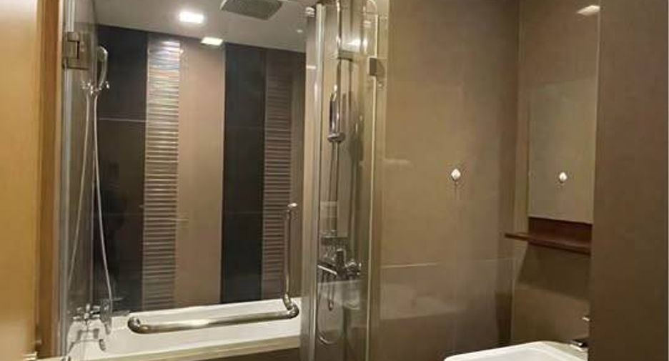 Condo en alquiler y en venta de 2 habitaciones en Watthana, Bangkok