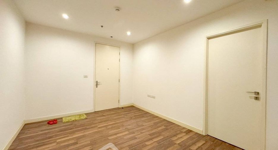 For sale 1 bed condo in Thon Buri, Bangkok