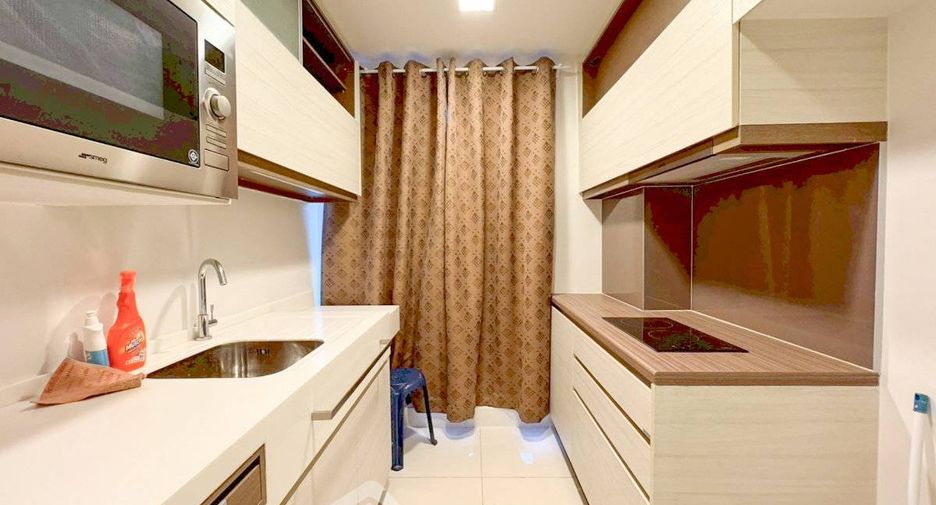 For sale 1 bed condo in Thon Buri, Bangkok