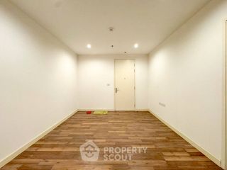 For sale 1 bed condo in Thon Buri, Bangkok